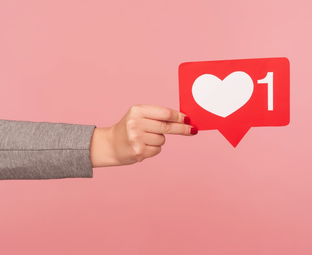 Social Media ONELINE Likes