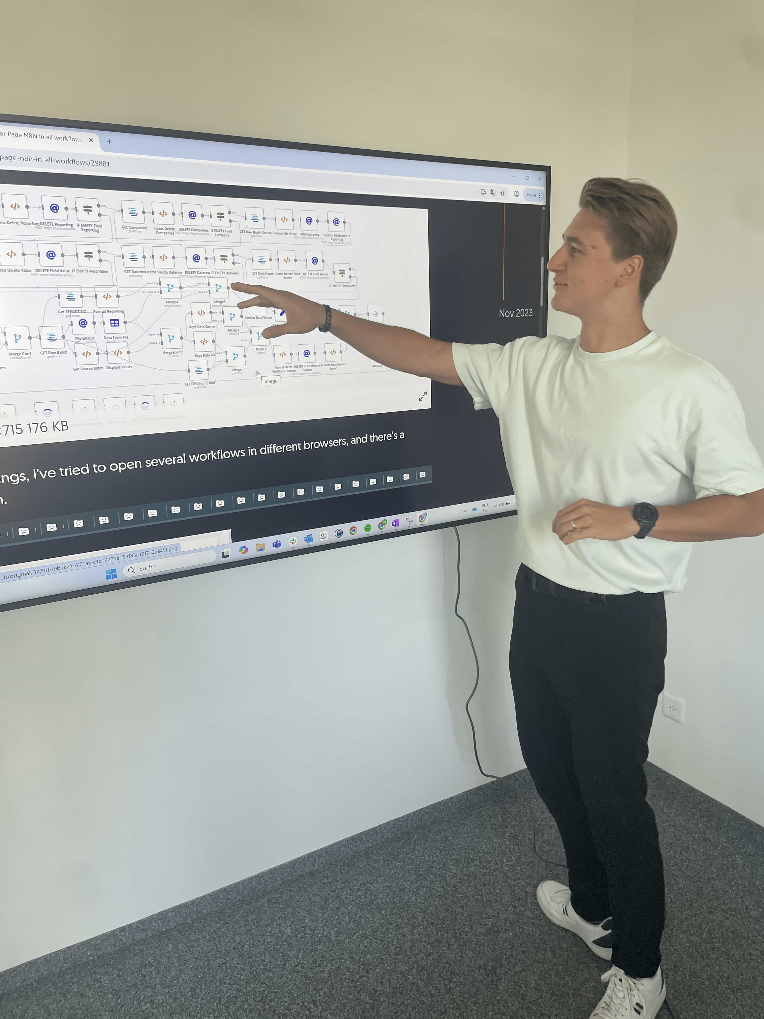 Timo in einer Präsentation