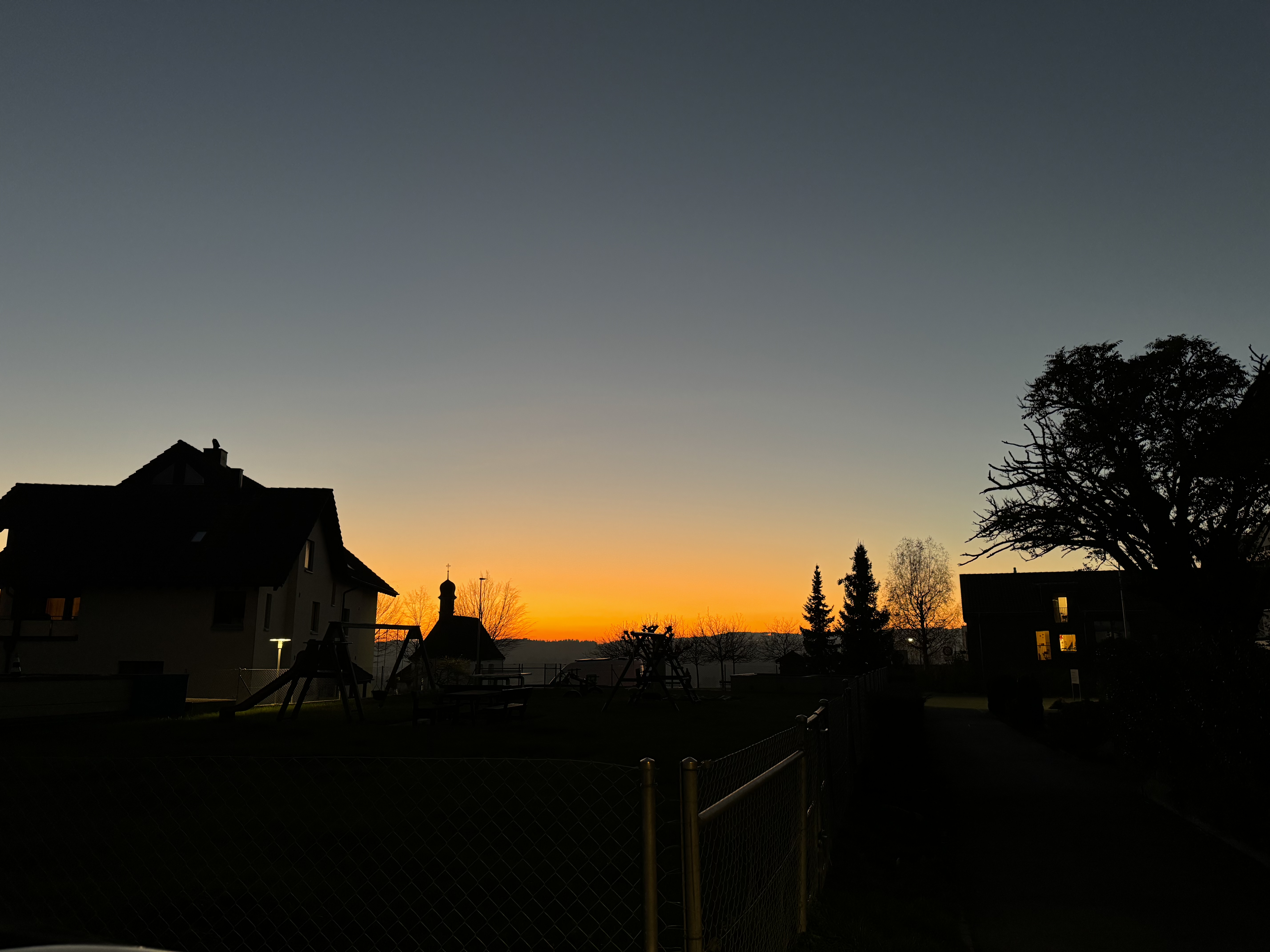 Leroy Suter, ONELINE