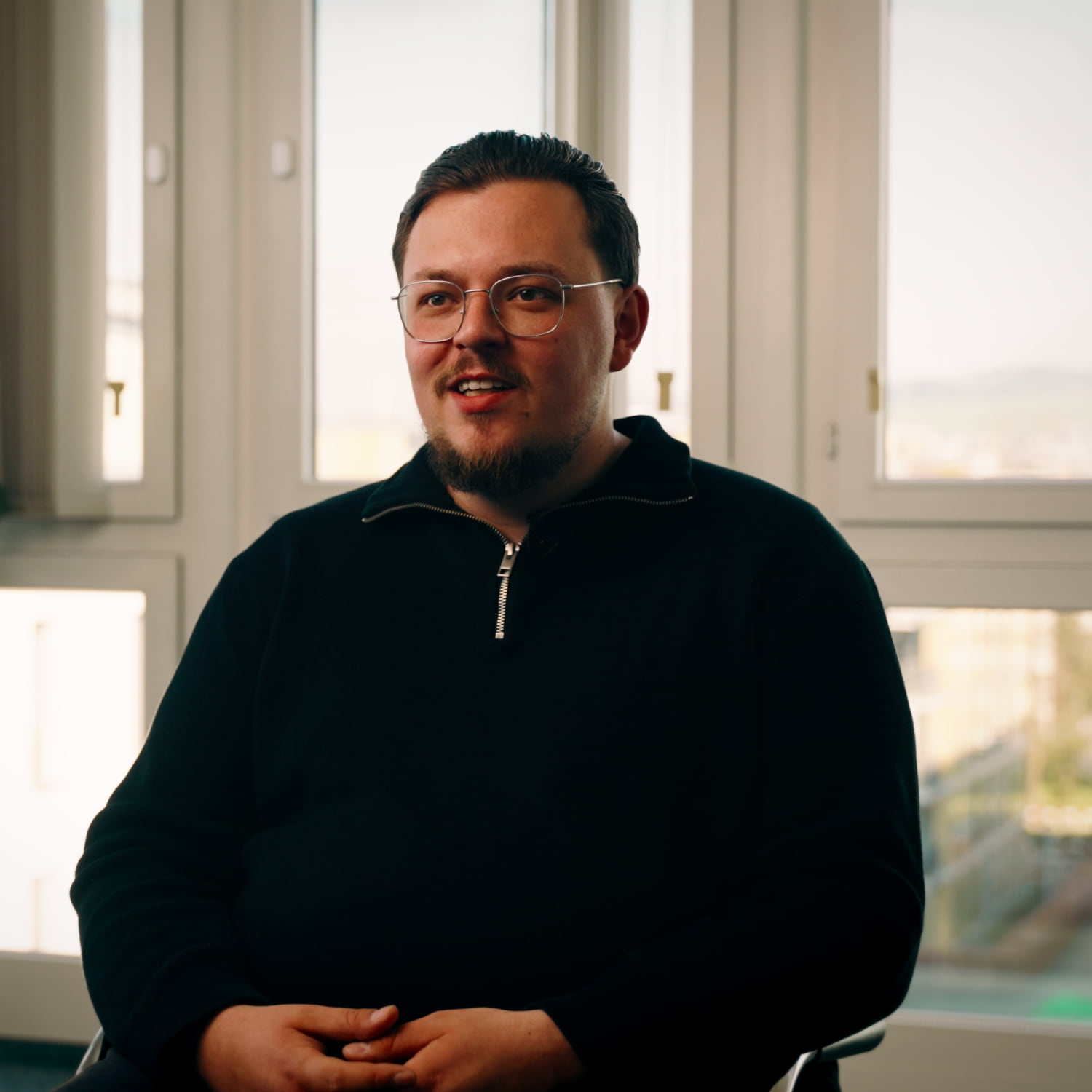 Digital Marketing und KI Agentur aus Zug und Zürich