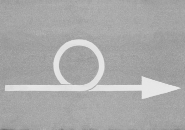 Loop Engineering: Pfeil mit Schleife als Symbol für KI-Workflows, die in Schleifen arbeiten